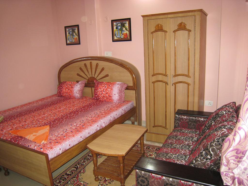 Krishna Paying Guest House Benares Kamer foto