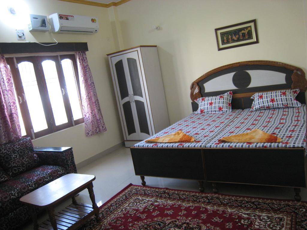 Krishna Paying Guest House Benares Kamer foto